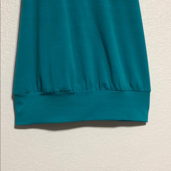 Top - Picture 3 of 4